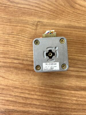 Motor de avance de papel OEM W410494 W410494-01 W410494-02 Pieza de repuesto compatible con minilabs de fotografía digital Noritsu QSS3201 Motor de transporte de papel proveedor