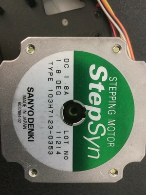 Frontera 350/355/370/motor de escalonamiento del recambio de 375 Minilab 118C890030D de Fuji con los estímulos del engranaje proveedor