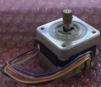 MOTOR de ESCALONAMIENTO de la FRONTERA MINILAB 118C907137F 118C907137 SANYO DENKI de FUJI 103-546-5143 proveedor
