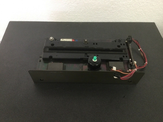 La 355/370/y E46C889150F-K de 375 Minilab del recambio de Fuji frontera 350/asnos del cortador proveedor