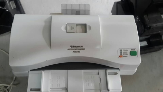 AD300 el densitómetro 899C21585A0 para la frontera 570R 570 de Fuji foto Minilab de 550 500 Digitaces utilizó el densitómetro original usado proveedor